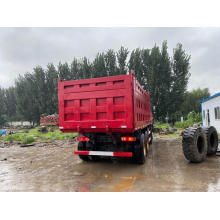 Used dump truck loading 30 tons